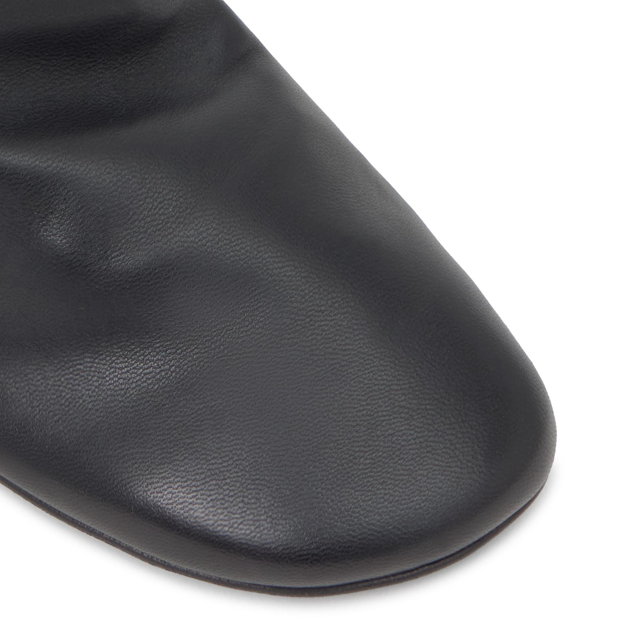 Botín de tacón Alegra en napa con cierre de cremallera