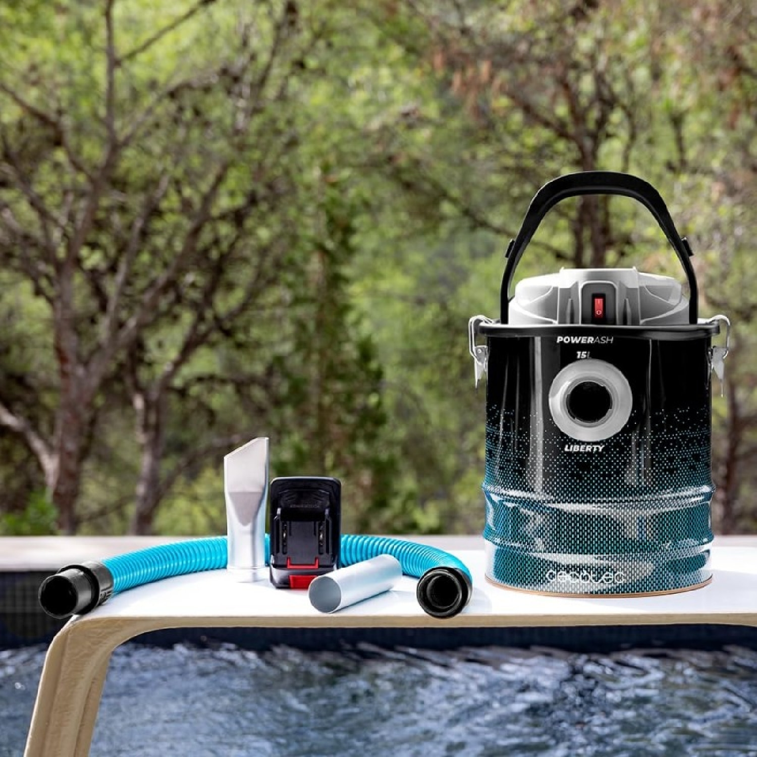 Cecotec Aspirateur à cendre Conga Ash 7000 Liberty
