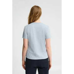 Camiseta azul claro de manga corta y cuello pico con bordado Rigby Go