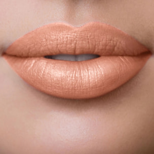 LIP SHOT Rossetto satinato dalla texture leggera ed avvolgente