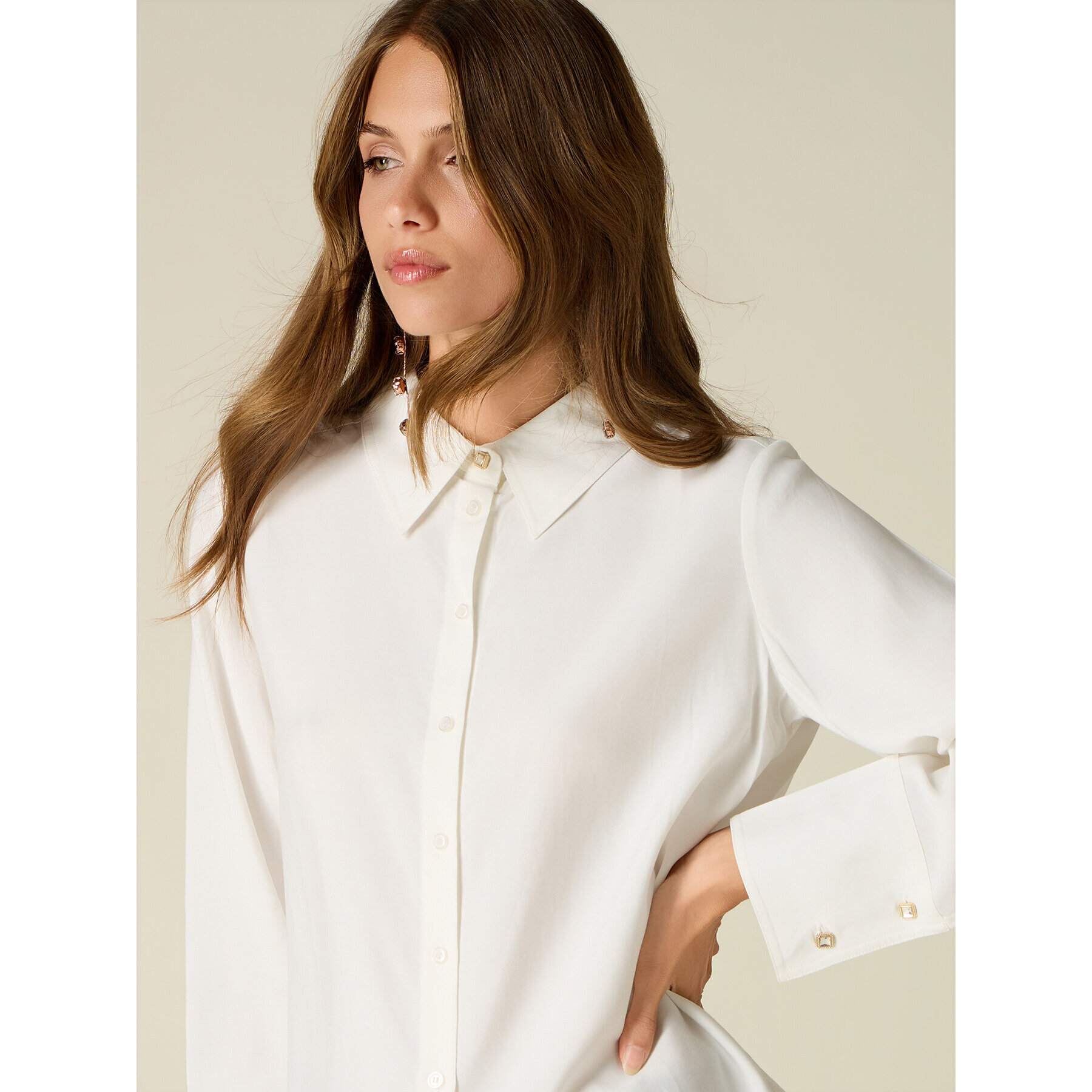 Oltre - Camicia in viscosa con bottoni gioiello - Bianco