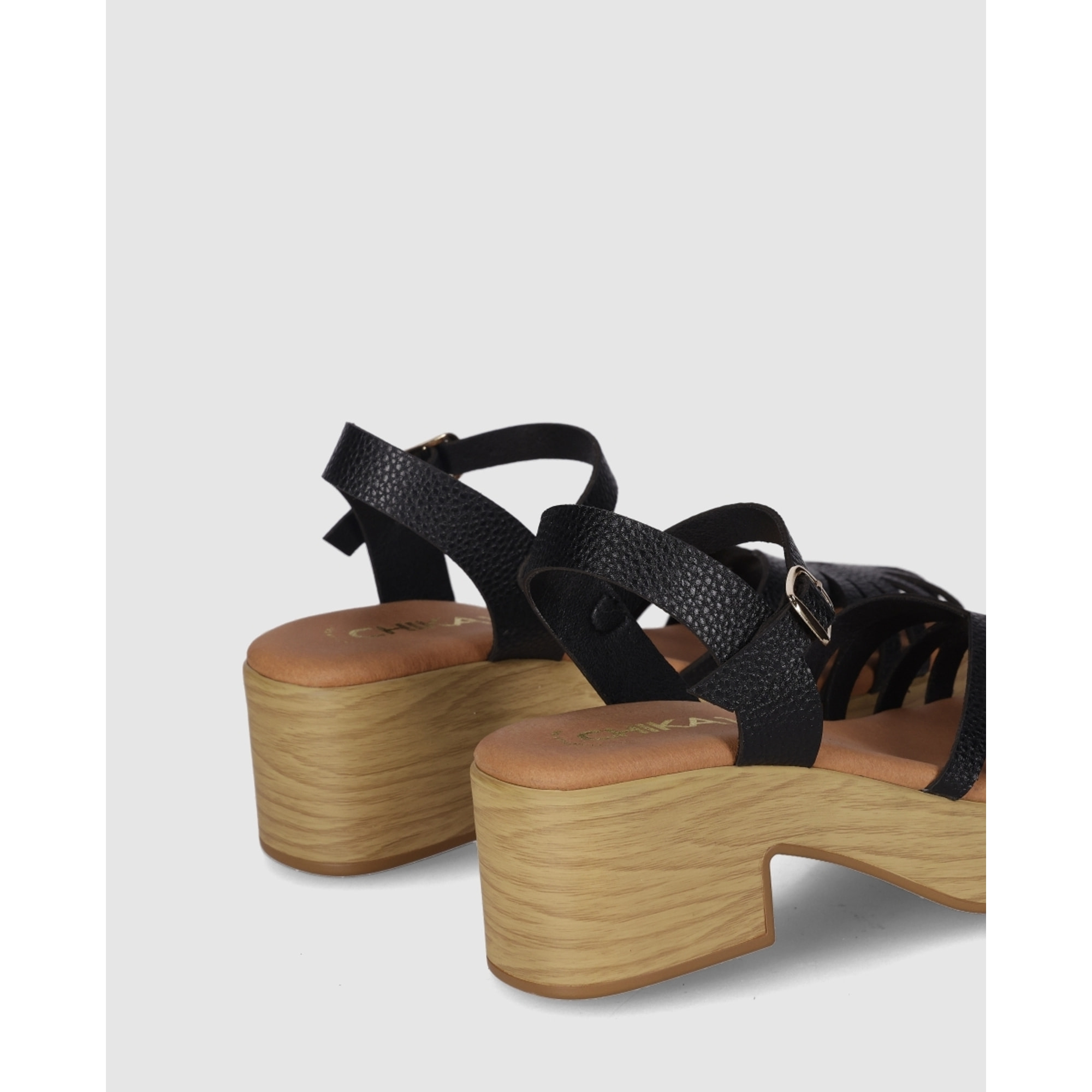 Sandalias de Piel - Negro - Tacón: 6 cm