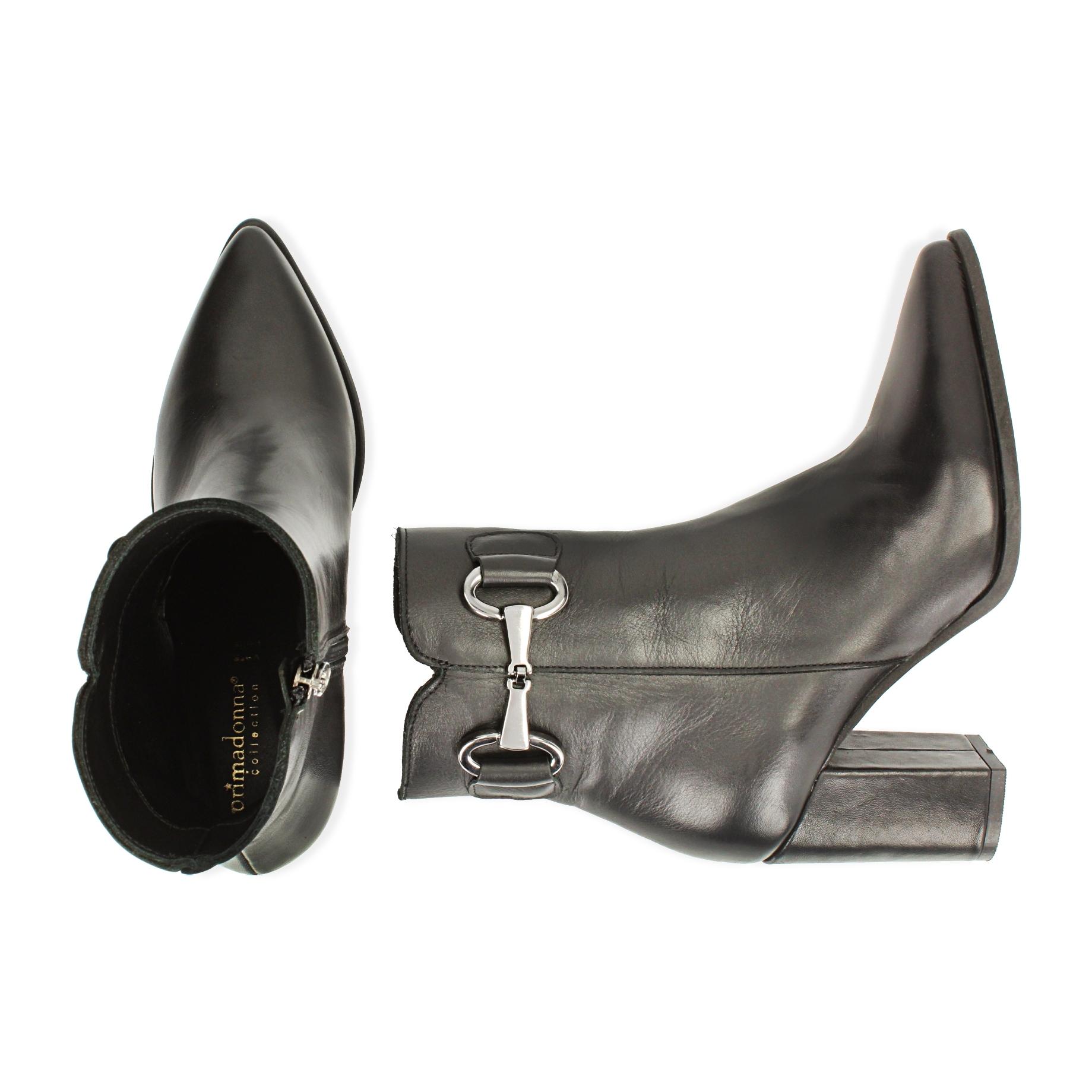 Ankle boots neri in pelle, tacco 9 cm