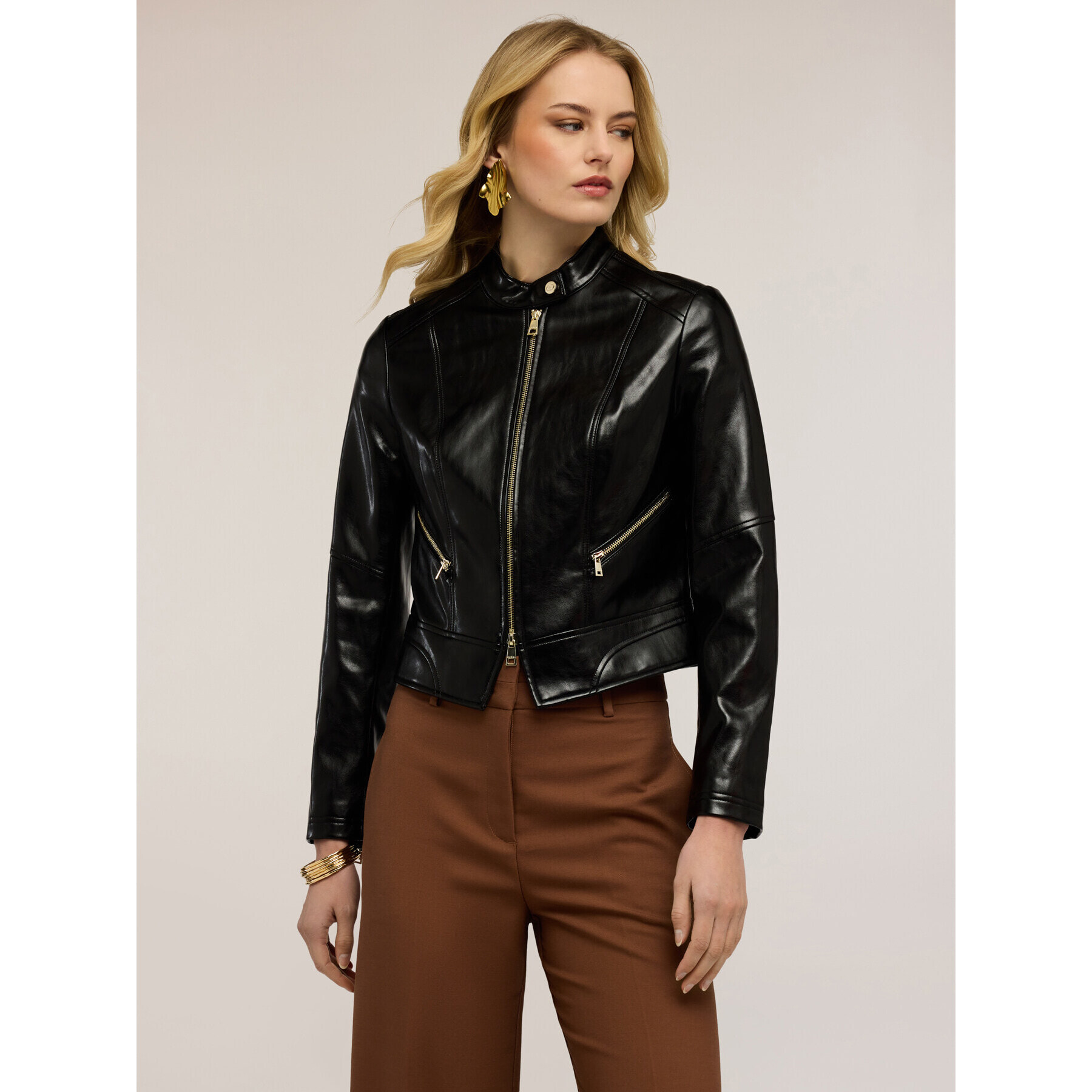 Motivi - Chaqueta con cremallera y cuello mao - Negro