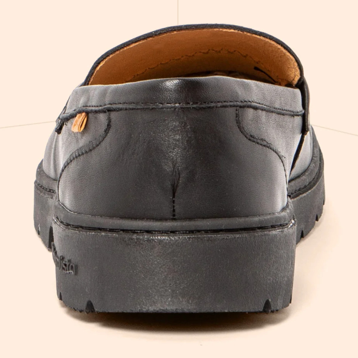 Zapatos N5239 NAPPA BLACK / NOMADA color Black