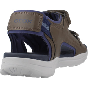 Sandalias Niño de la marca GEOX  modelo J VANIETT BOY MARRON