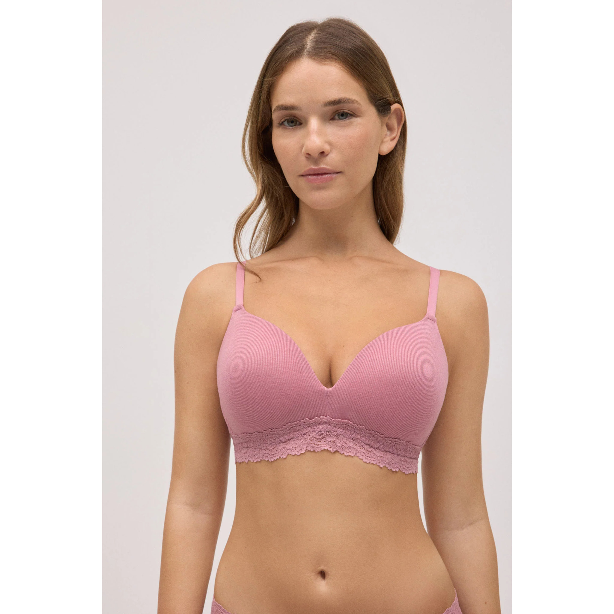 Reggiseno imbottito a costine senza ferretto con pizzo rosa, coppa B