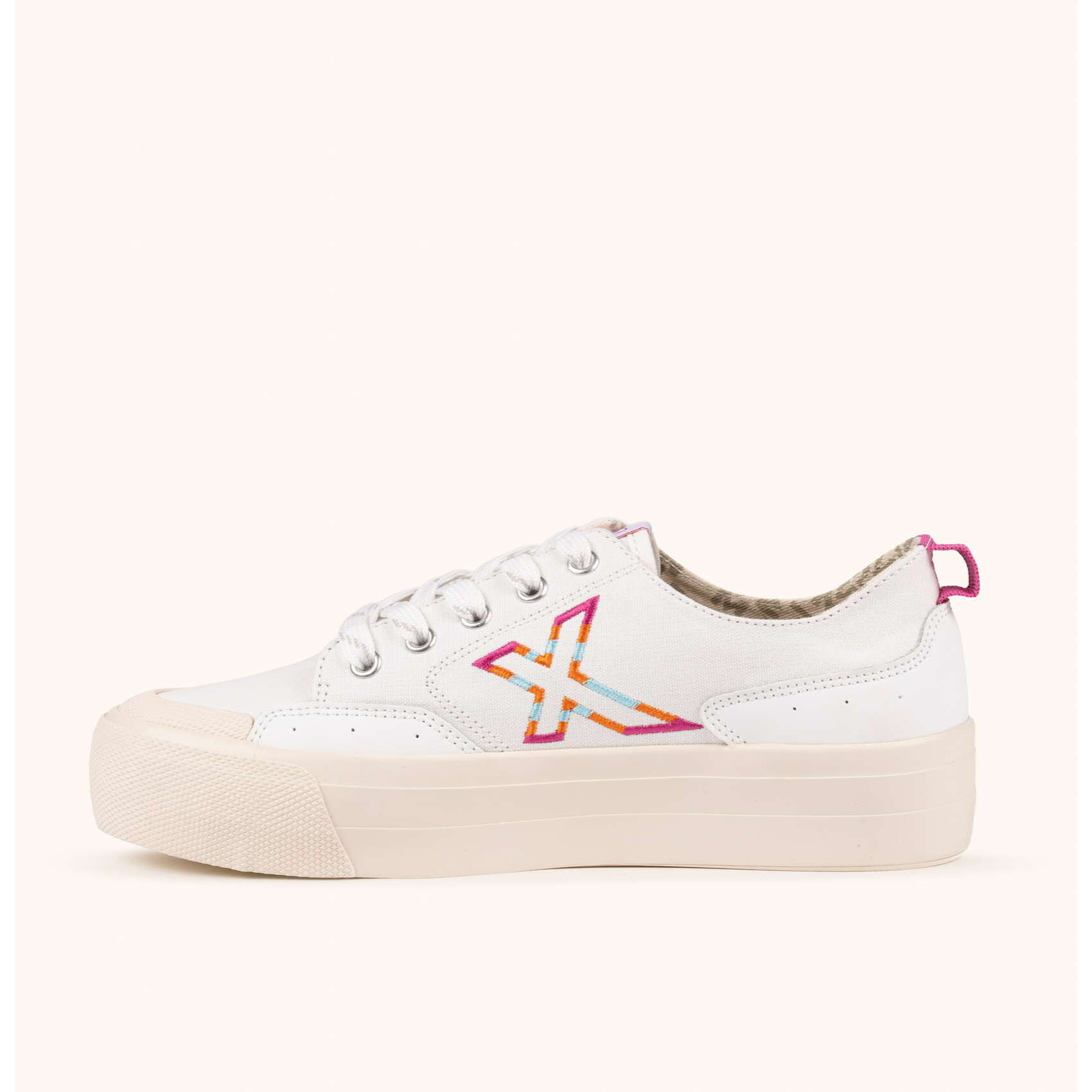 Zapatilla de lona con plataforma MUNICH MUNICH SWING SKY 06