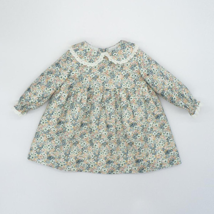 Vestido con cuello de volantito de flores verde azul y blanco