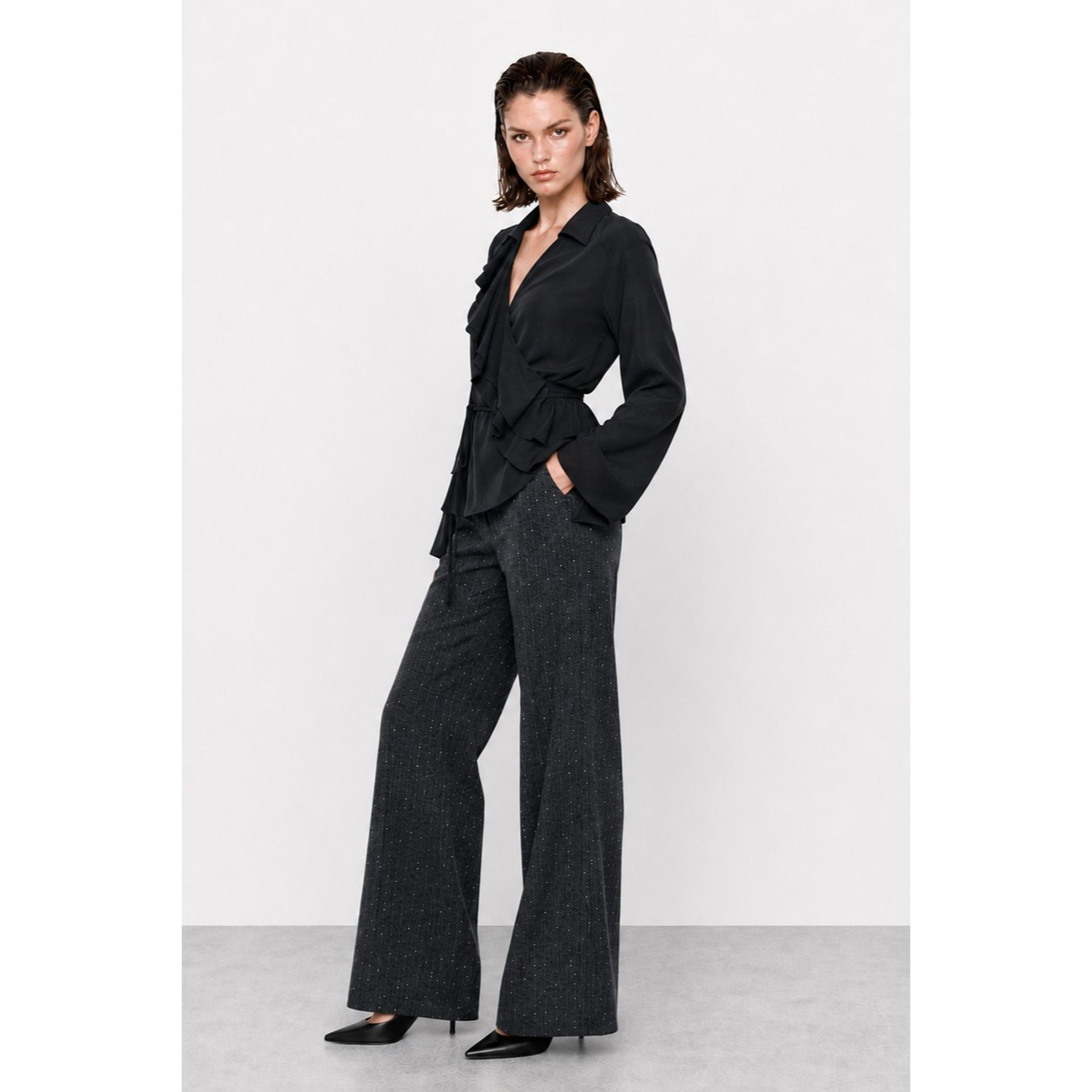 Kocca - Blusa a portafoglio in viscosa con scollo a V e ruches Donna