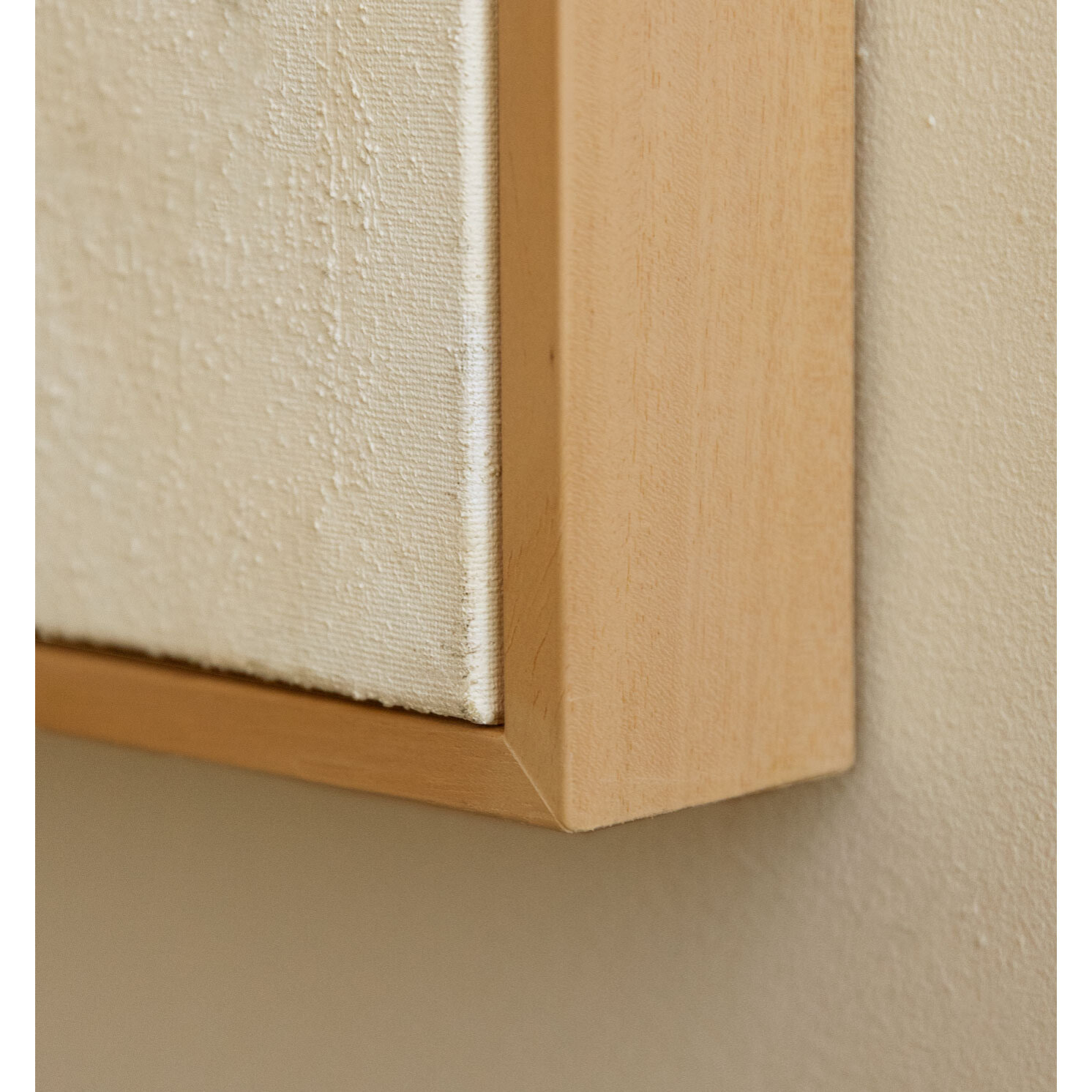Tableau blanc décoratif sur coton avec cadre en bois peint à la main à la peinture à l'huile dans différentes tailles