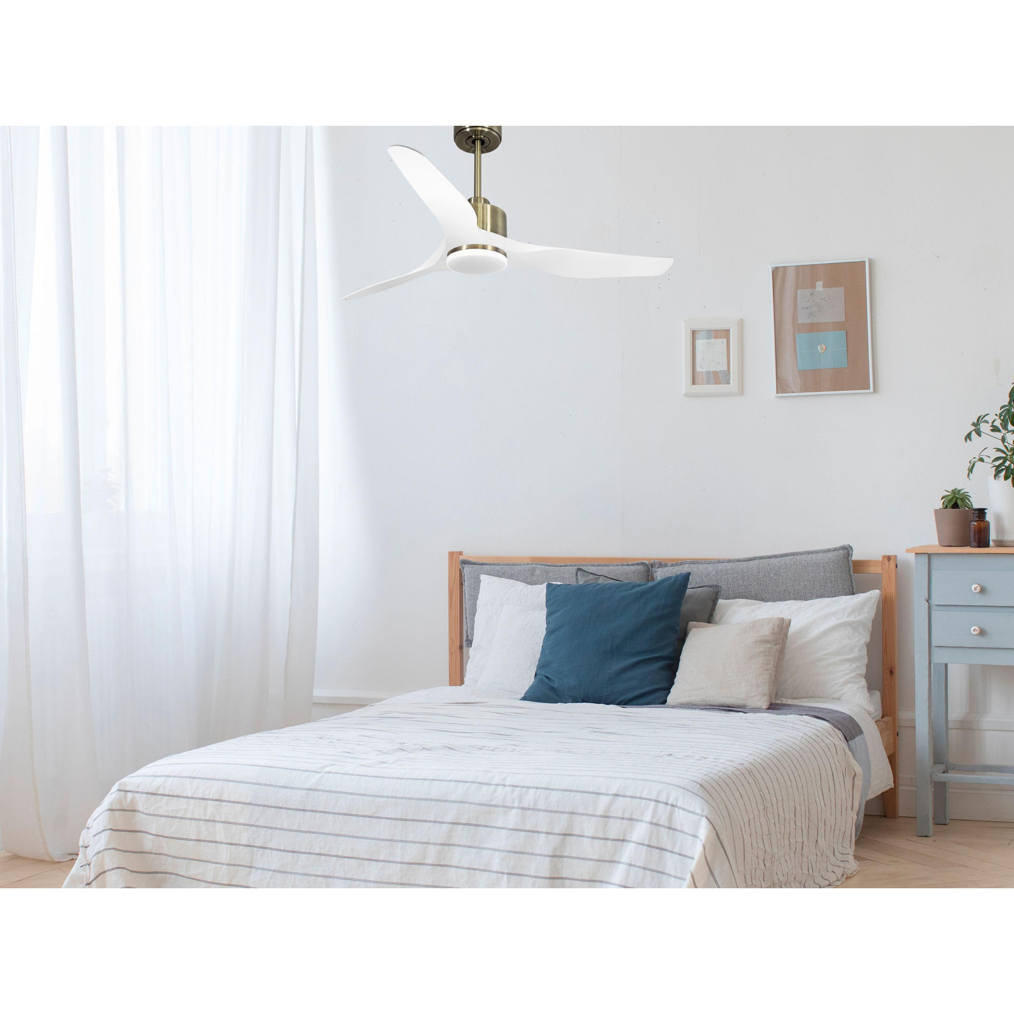 Ventilateur de plafond Réversible  Thermostat Dimmable Wifi Moteur à courant continu Toits en pente Télécommande Lumière à trois tons Adaptateur 2/3 Lames