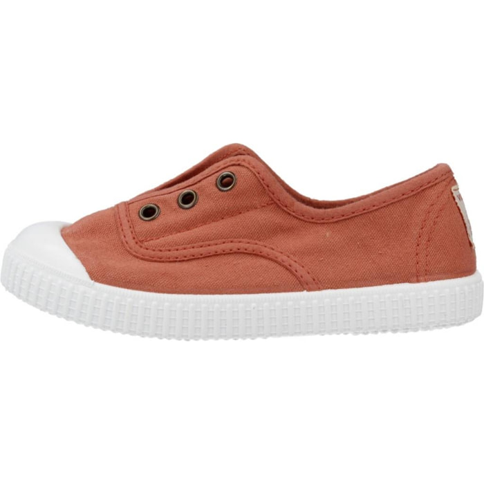 SNEAKERS VICTORIA 106627N