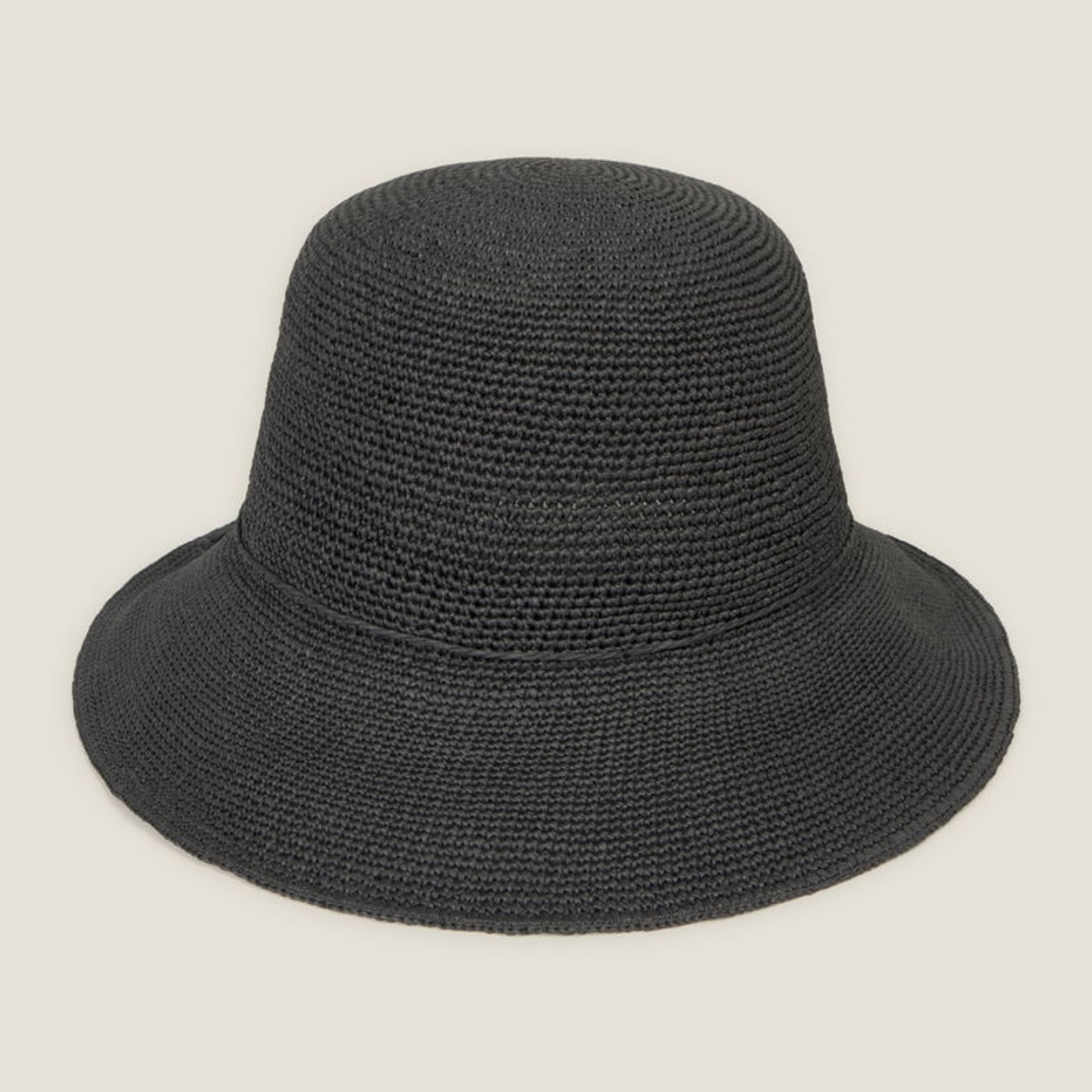 Sombrero de playa

 Vane color negro Papel