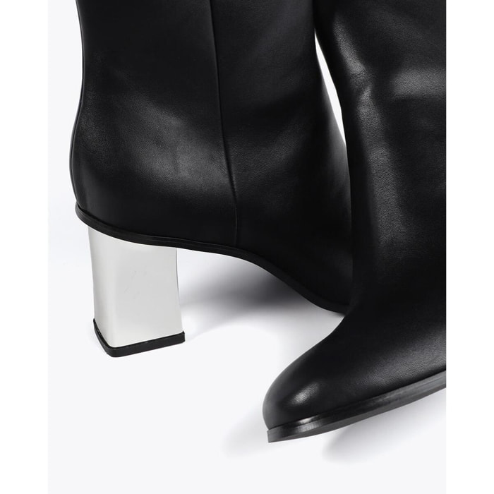 Stivaletto con Tacco Effetto Metallico