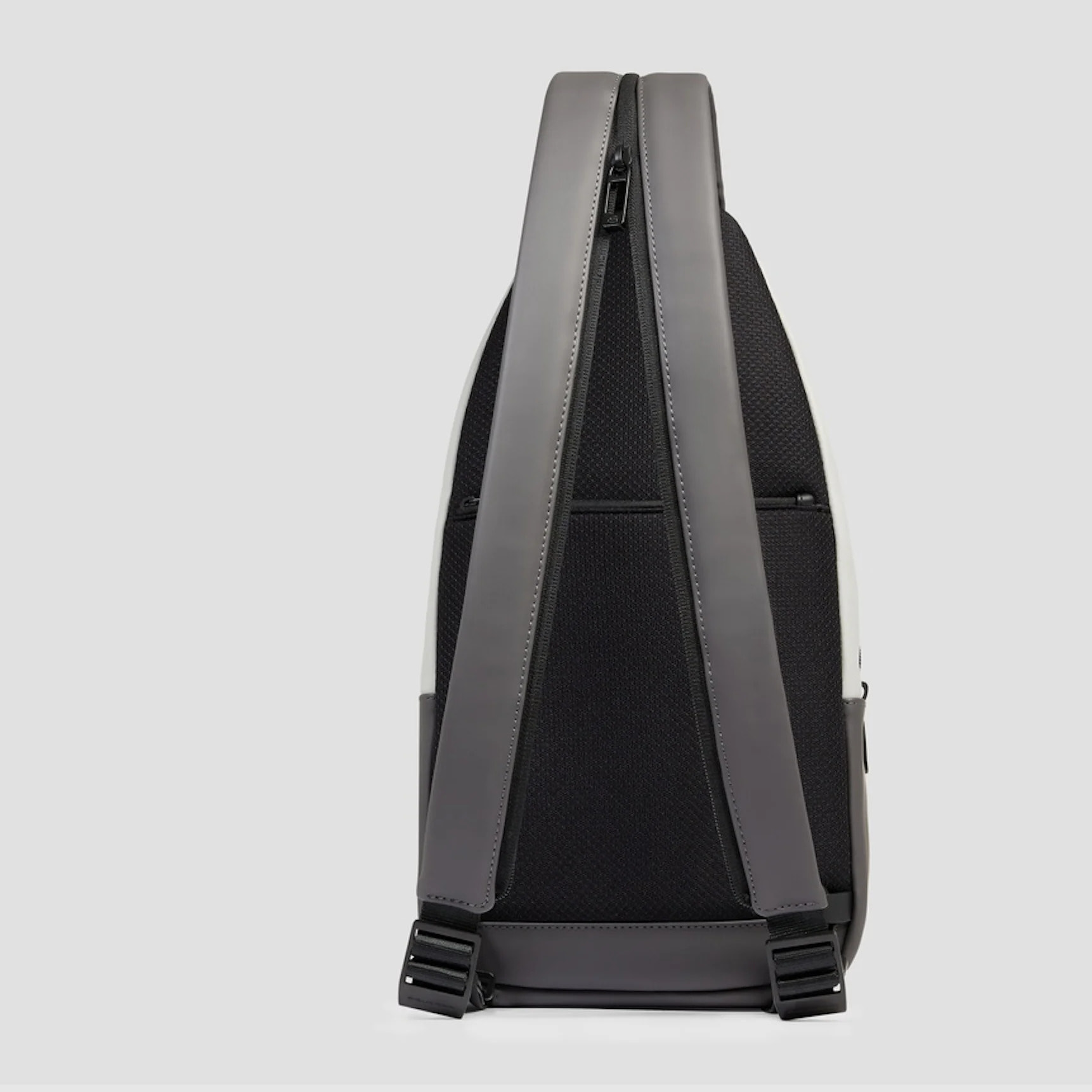 Piquadro Monospalla resistente all'acqua per iPad®mini portabile a zaino e schermato con protezione RFID