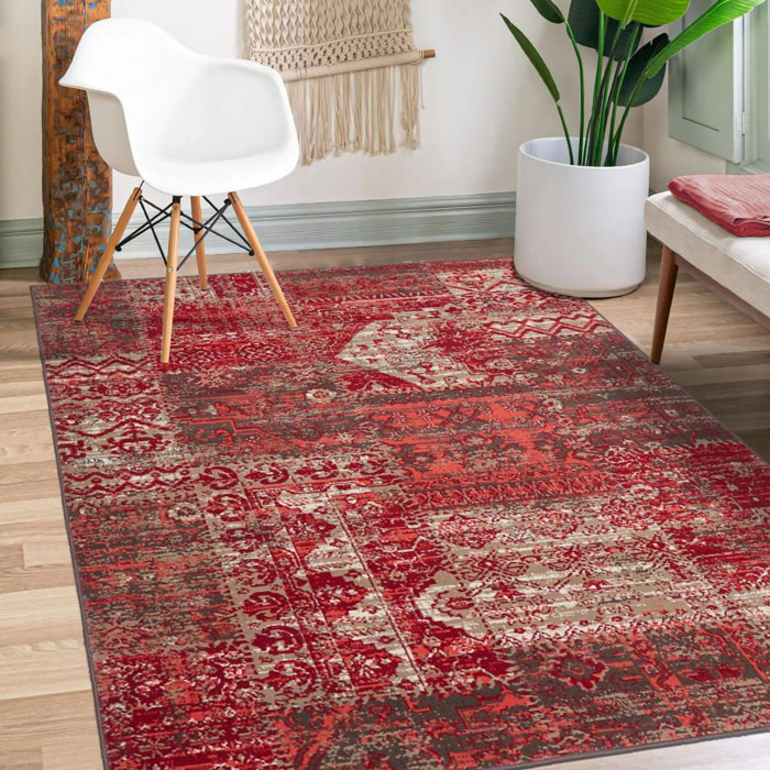 Tapis Ladi aux motifs patchwork rouge et beige