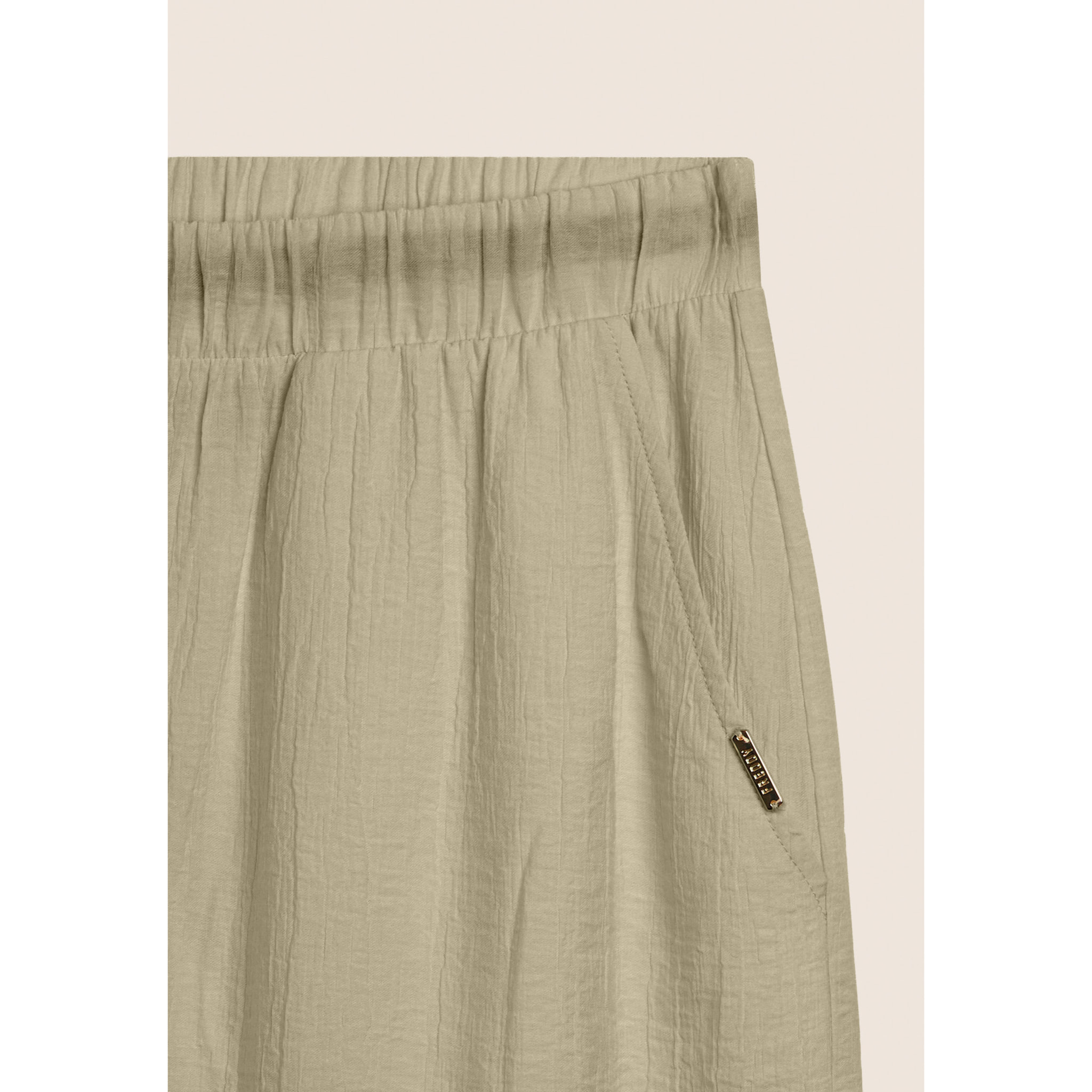 Pantaloni corti wide leg in tessuto crinkle