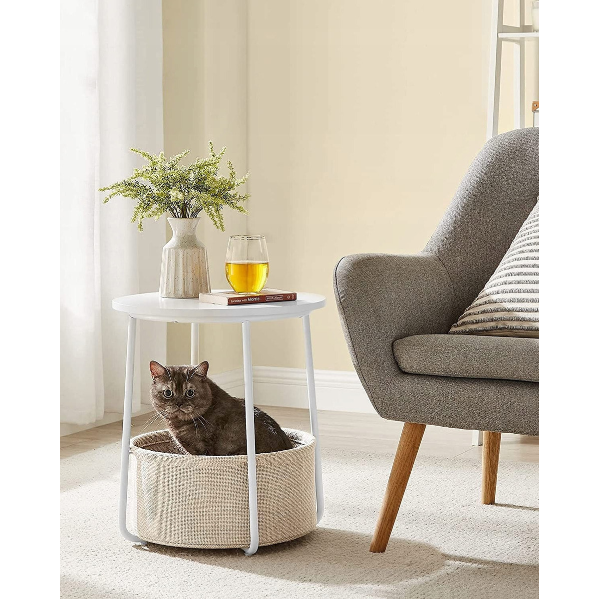Tavolino da caffè rotondo bianco con cesto portaoggetti beige