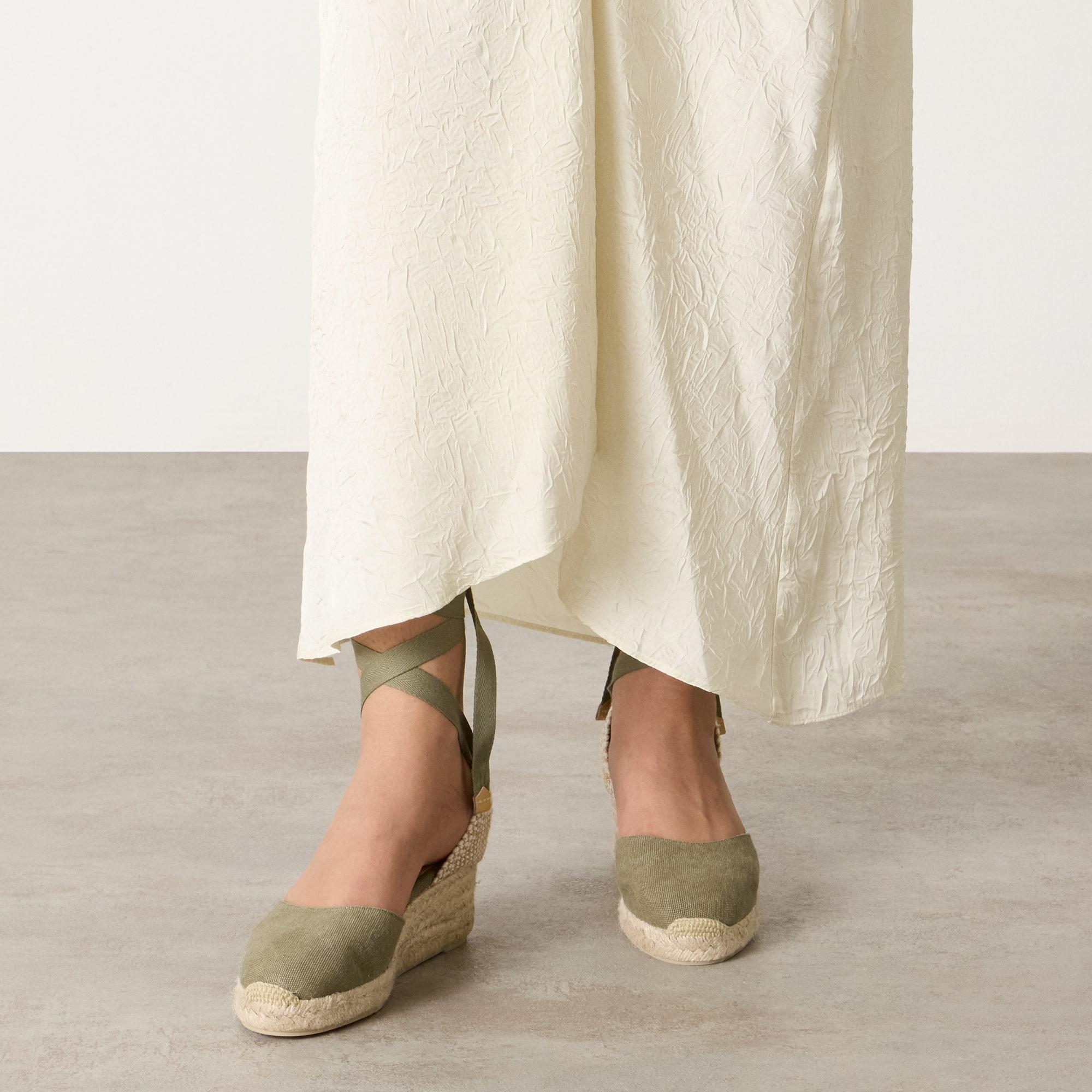 Alpargatas de cuña de mujer Carina en algodón orgánico lavado con cierre de cintas