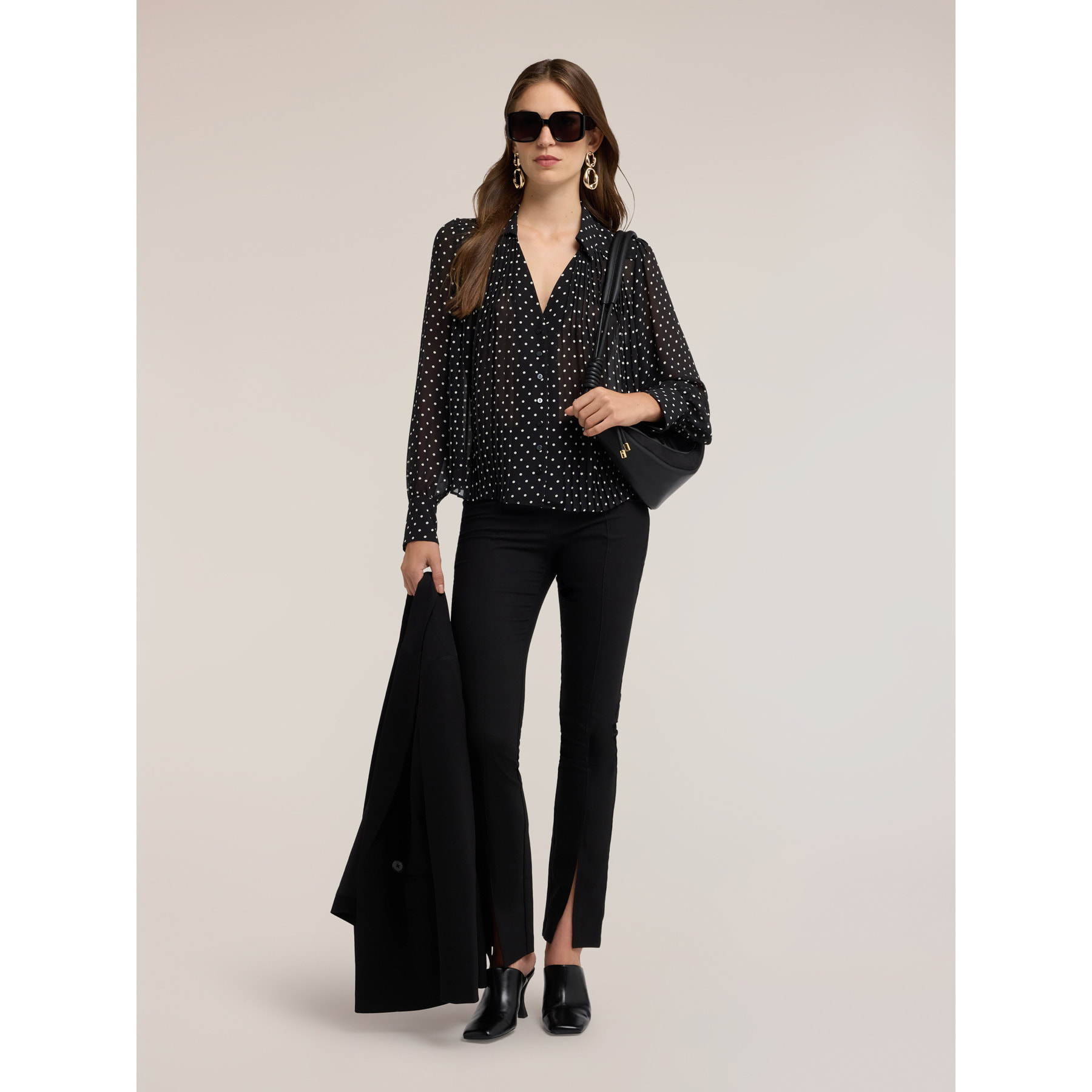 Motivi - Camicia in georgette a pois con plissé - Nero