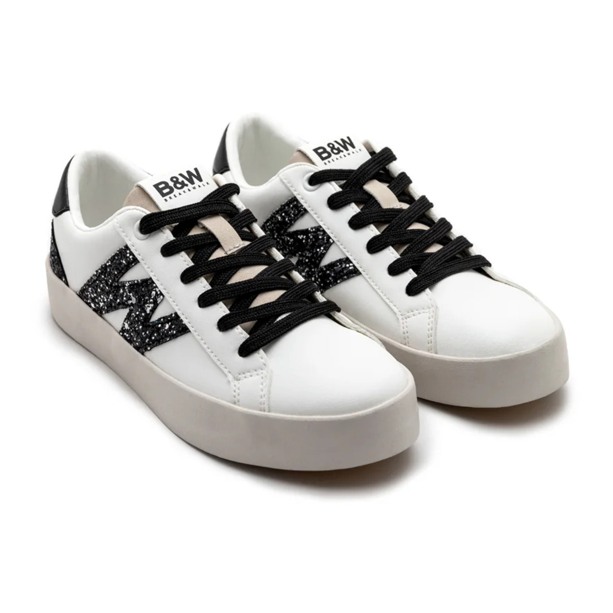Zapatillas blancas con glitter negro y logo lateral