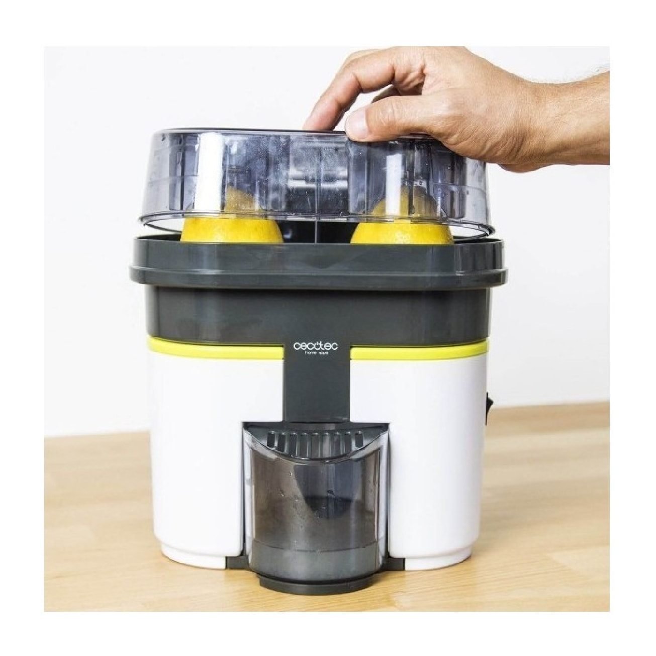 Exprimidor Cecojuicer Zitrus Turbo. 90 W, 2 Cabezales, Depósito de 500 ml, Libre