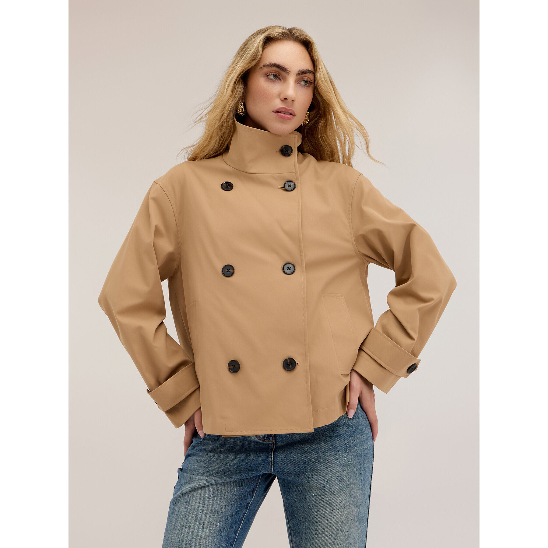 Motivi - Trench doppiopetto con colletto alto - Beige