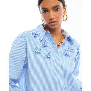 Camicia in popeline con righe floreali e tessuto sulle spalle