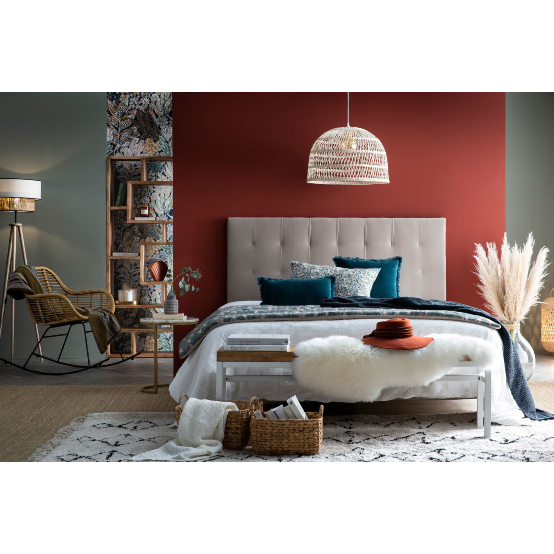 Tête de lit capitonnée en tissu velours taupe L160 cm HALCIONA