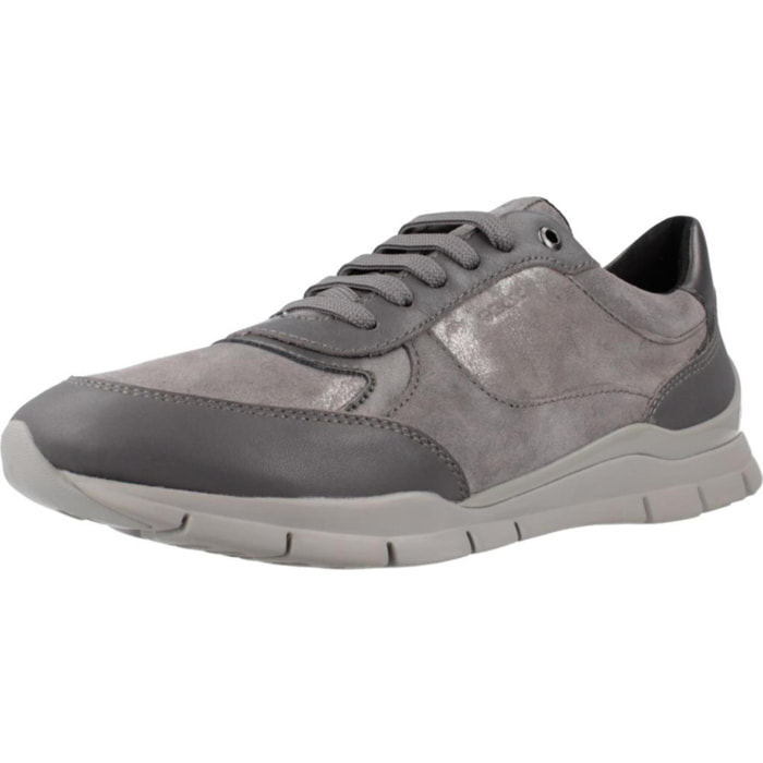 Sneakers de  Mujer de la marca GEOX  modelo D SUKIE GRIS