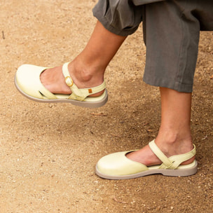 Sandalias N5874 SOFT NAPPA BURDEOS/ ARENISCA color Burdeos