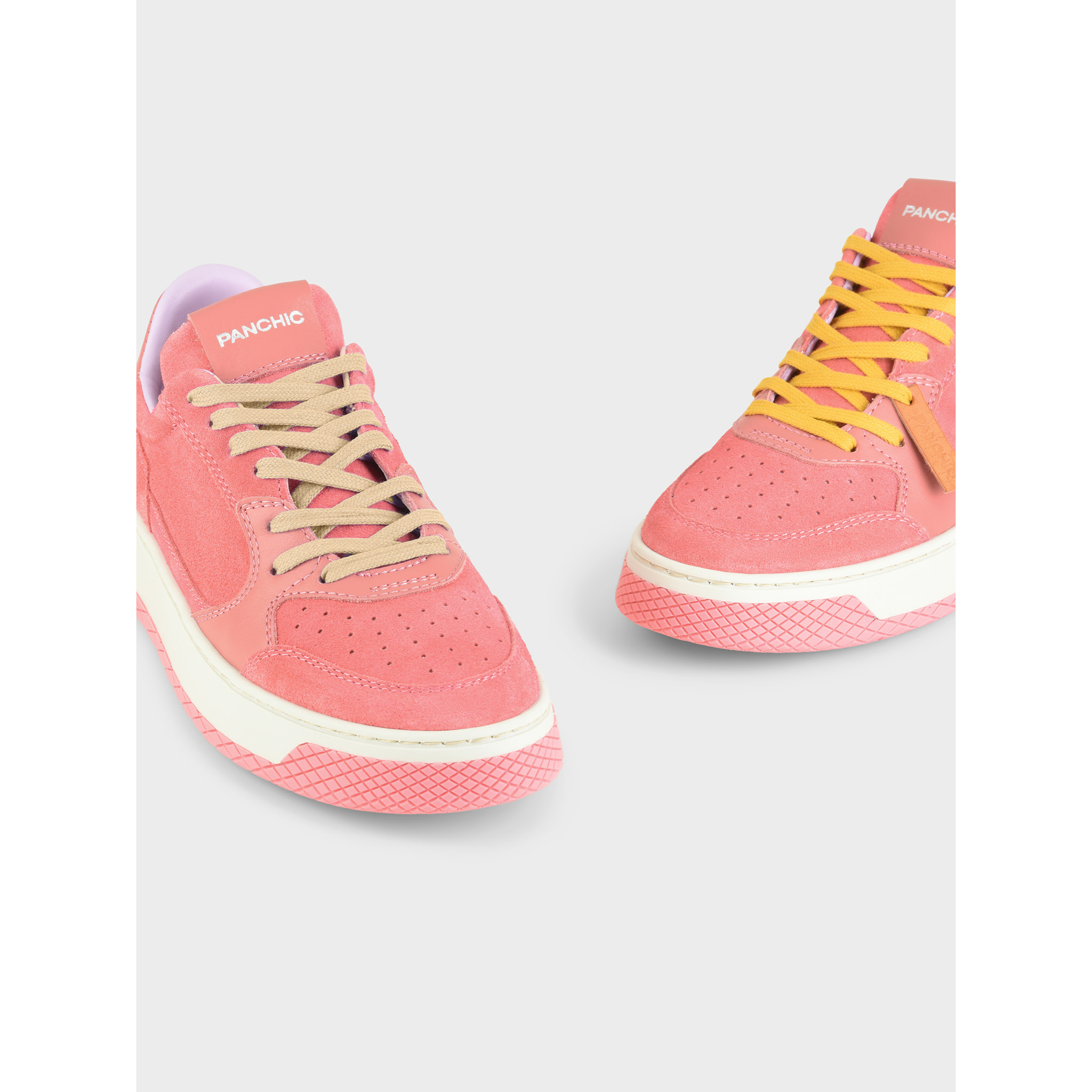 ZAPATILLA BAJA MUJER P02 DE ANTE Y PIEL BUBBLEGUM