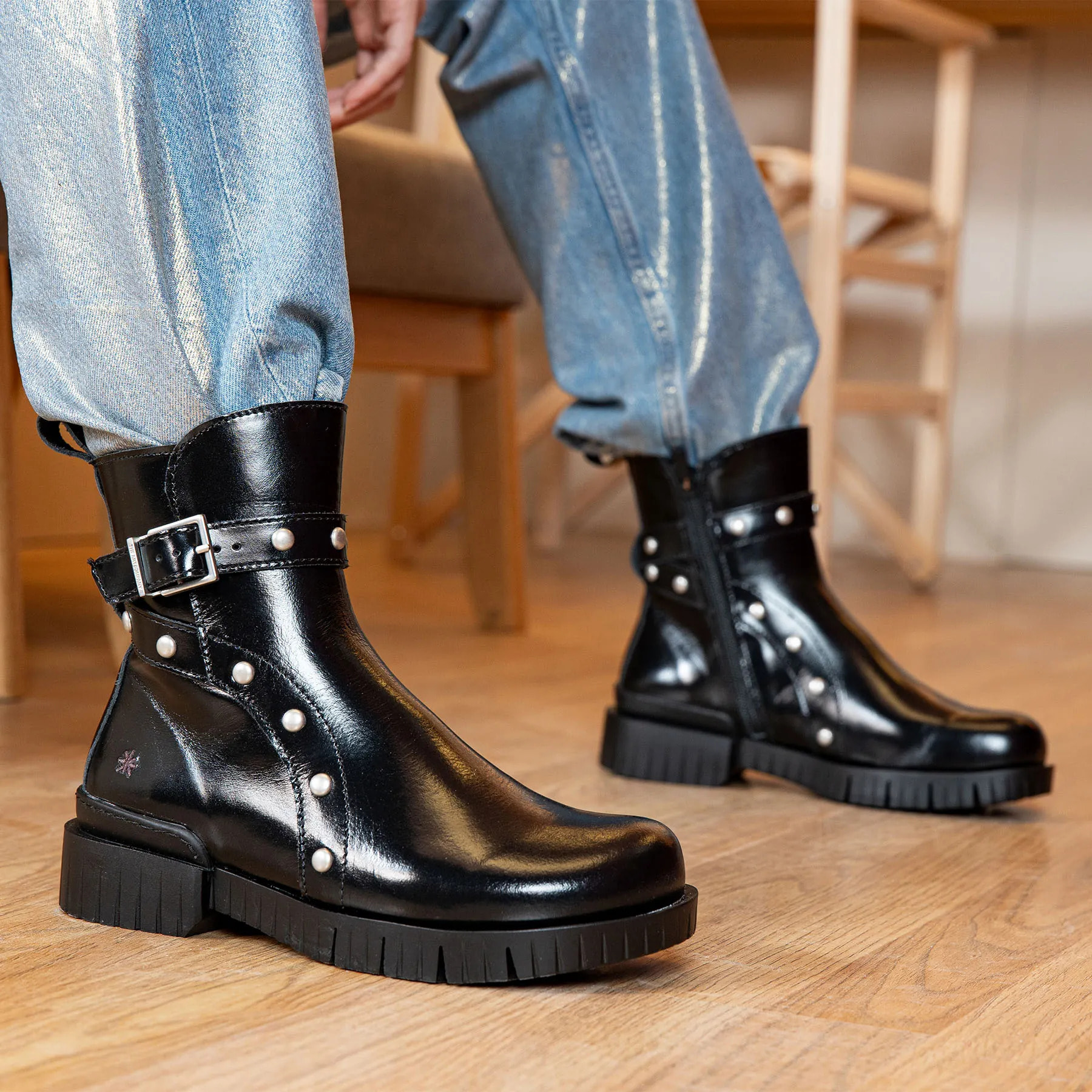 Botines 1837S NAPPA SHINNY BLACK/OXFORD color Black