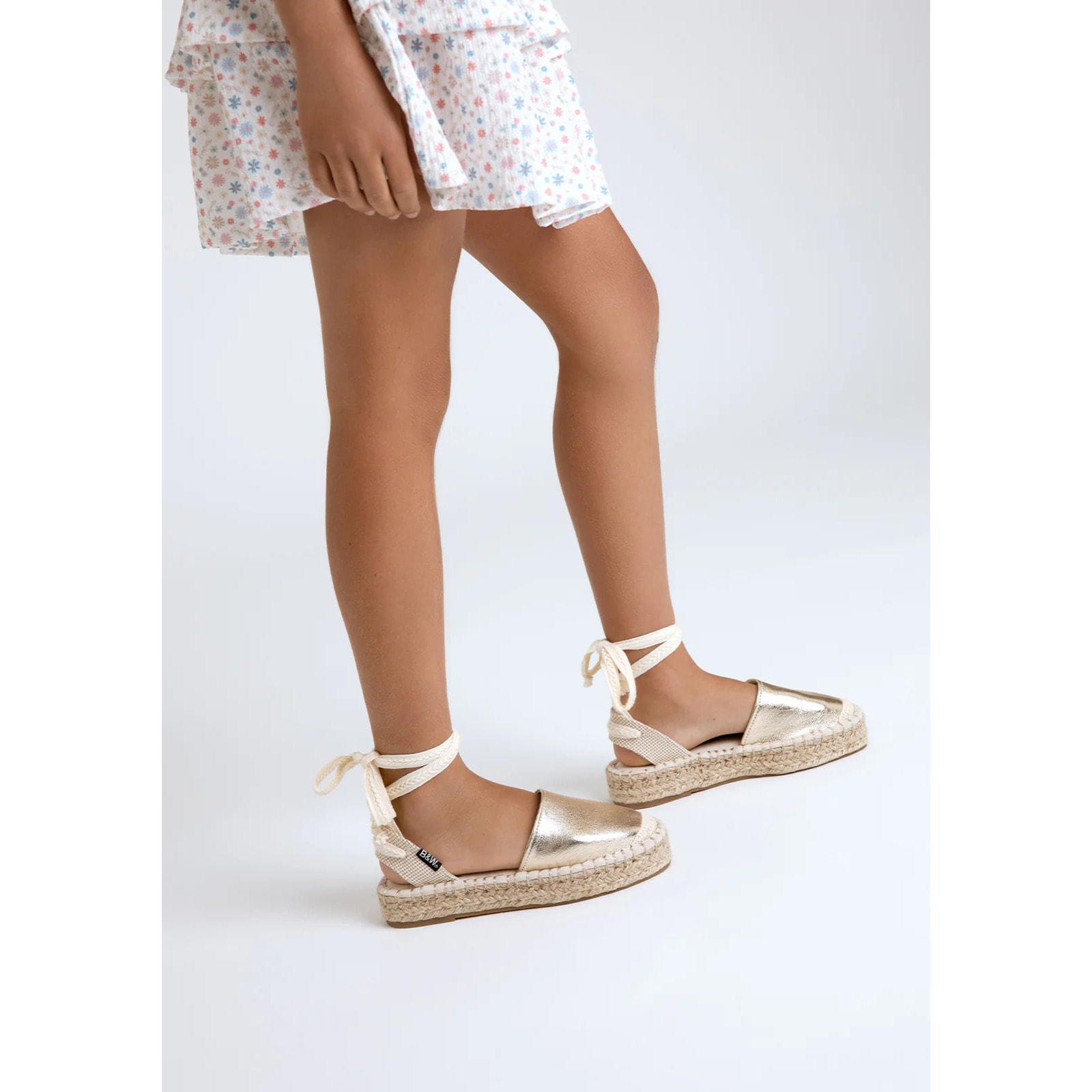 Alpargatas con Detalles en Dorado