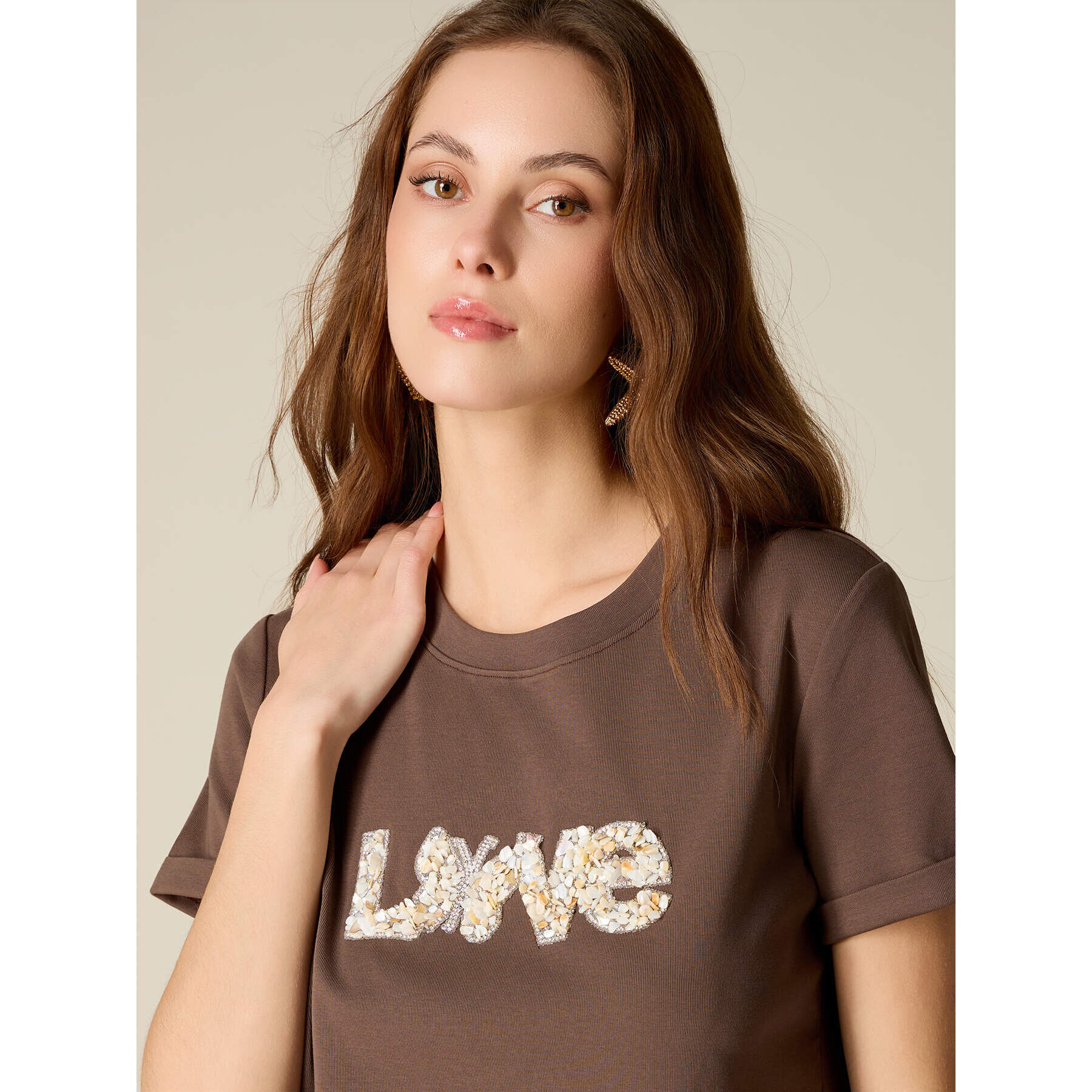 Oltre - T-shirt con ricamo gioiello lettering - Marrone