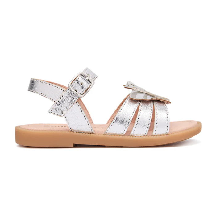 Sandalias Abiertas de Niña con Diseño en Plata