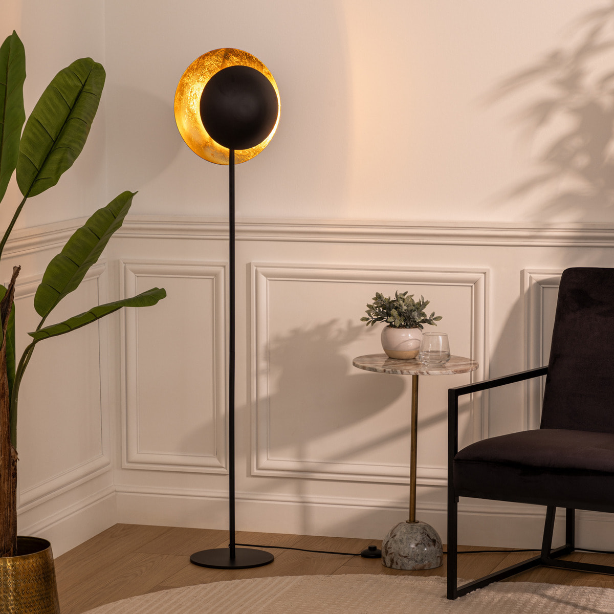 Lampadaire droit "Estee" en métal H144cm noir
