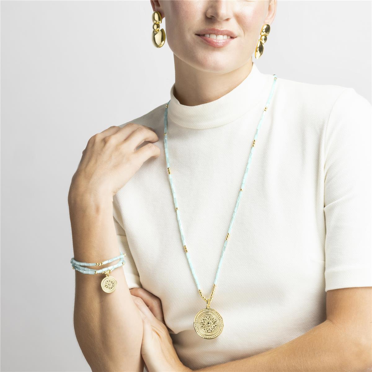 Collar con Cristal Azul acabado oro 18k