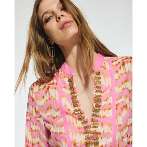 Dettaglio Kurta pietre sulla scollatura