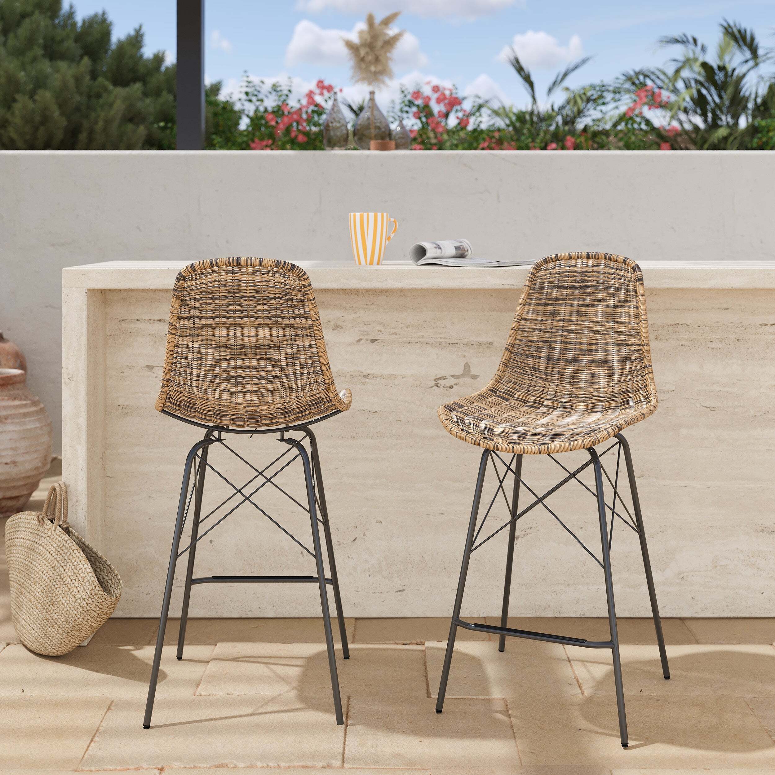 Lot de 2 chaises de bar 63 cm en résine tressé marron - Tiptur