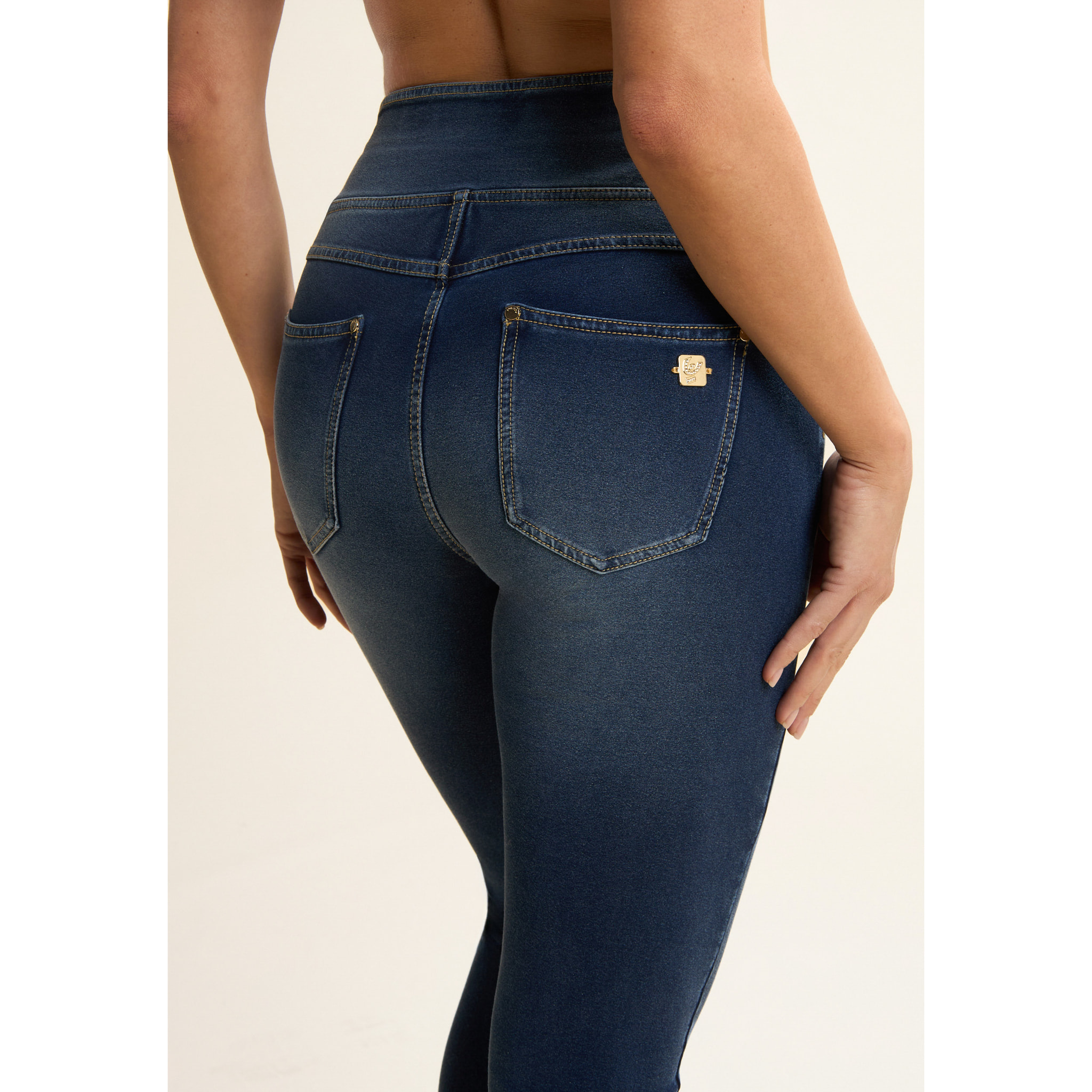 Pantaloni Vita Alta a incrocio in Jersey Denim effetto used