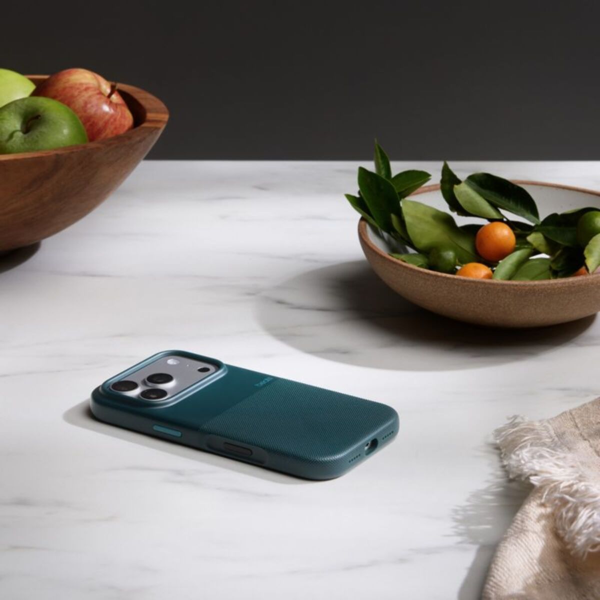 Coque BEATS iPhone 17 Pro Magsafe Bleu Rocheuses