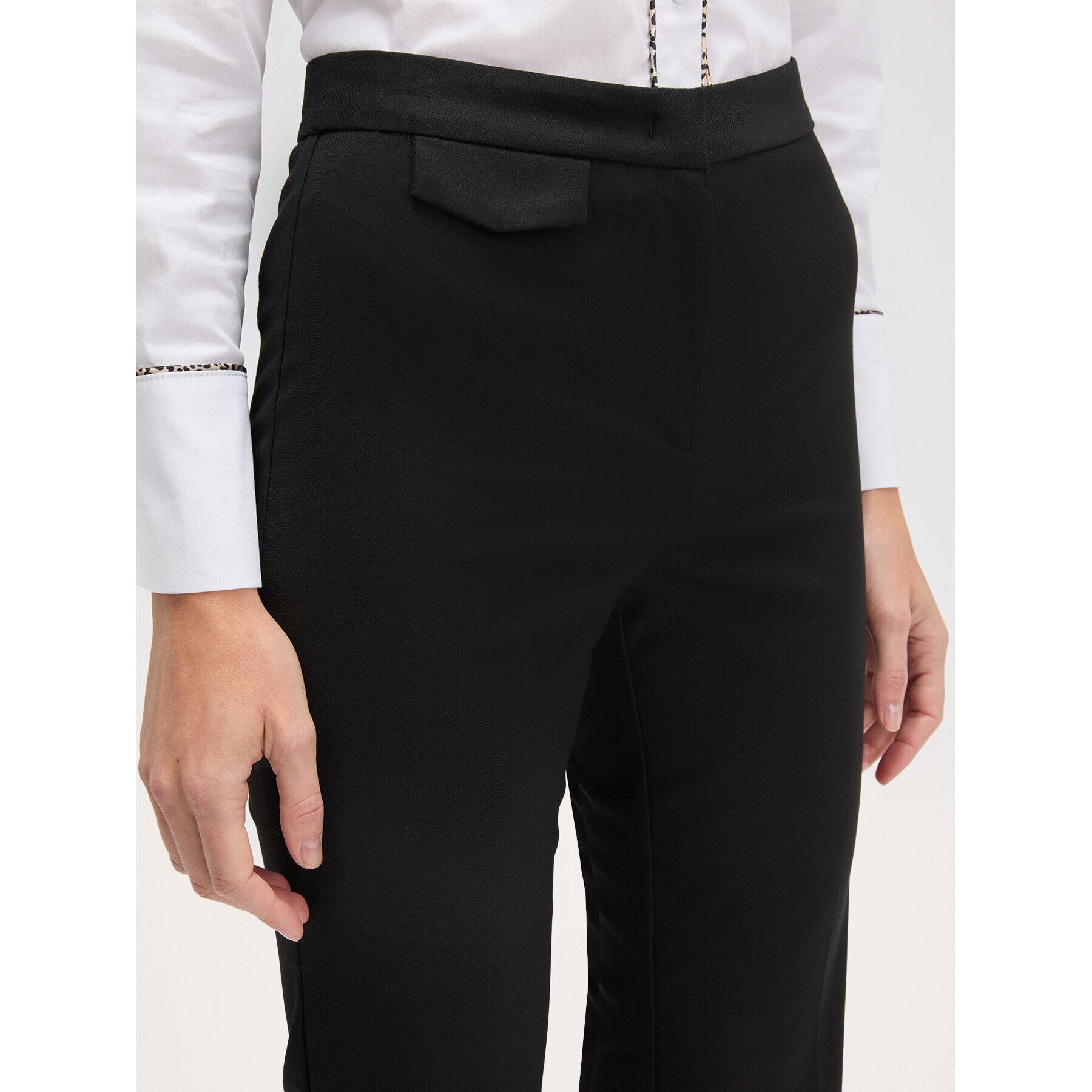 Motivi - Pantalones kick flare de poliviscosa - Negro