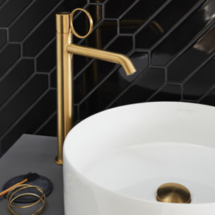 Mitigeur lavabo haut Vivienne laiton brossé avec bague laiton brossée