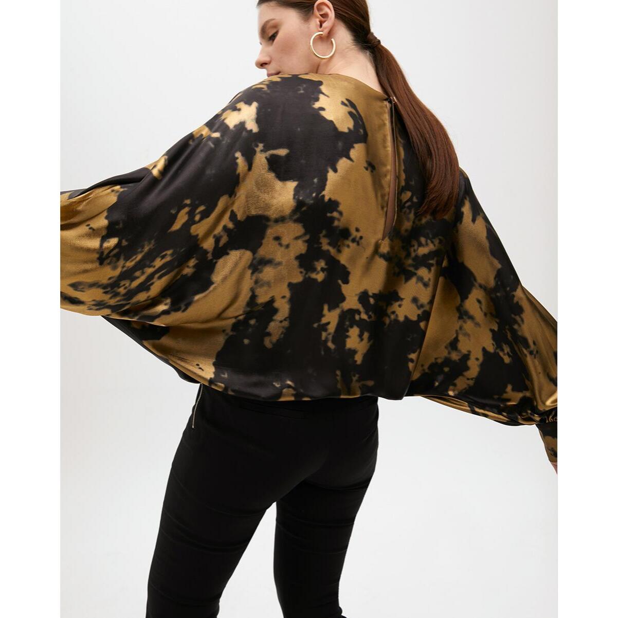 Blusa Stampata con Manica Asimmetrica