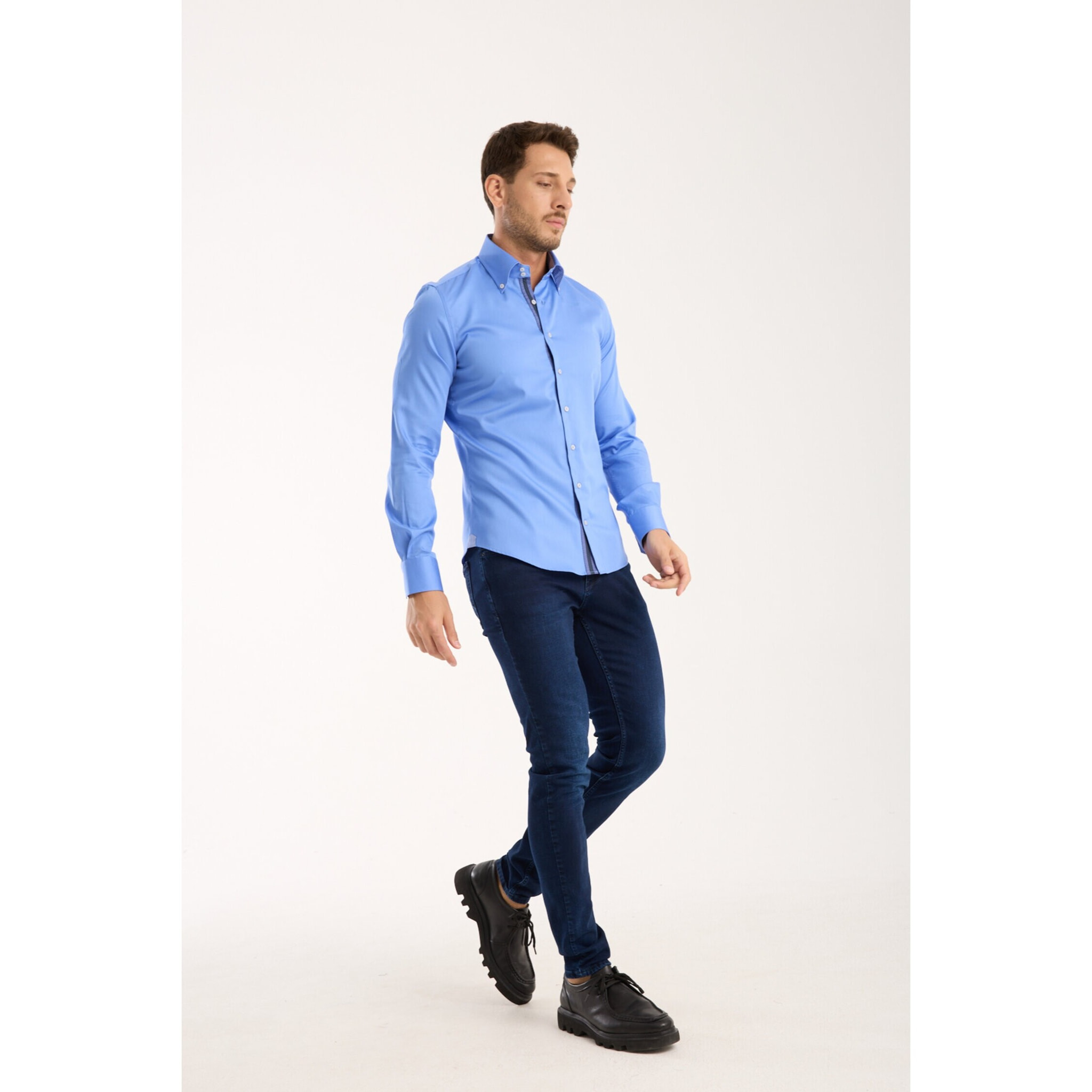Camicia Uomo 2 Bottoni Button Down Slim Satin Unito Celeste Medio