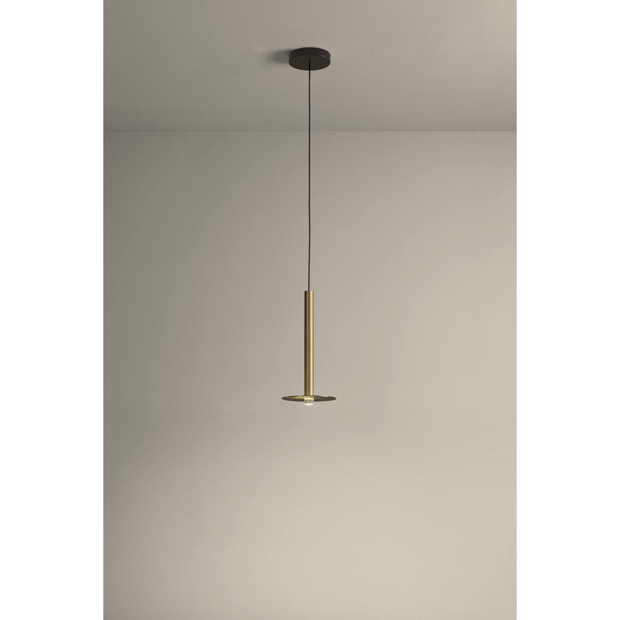 LEDS C4 Colgante Candle 1 Body Surface LED 4.1 Blanco cálido - 2700K ON-OFF Latonado 154lm