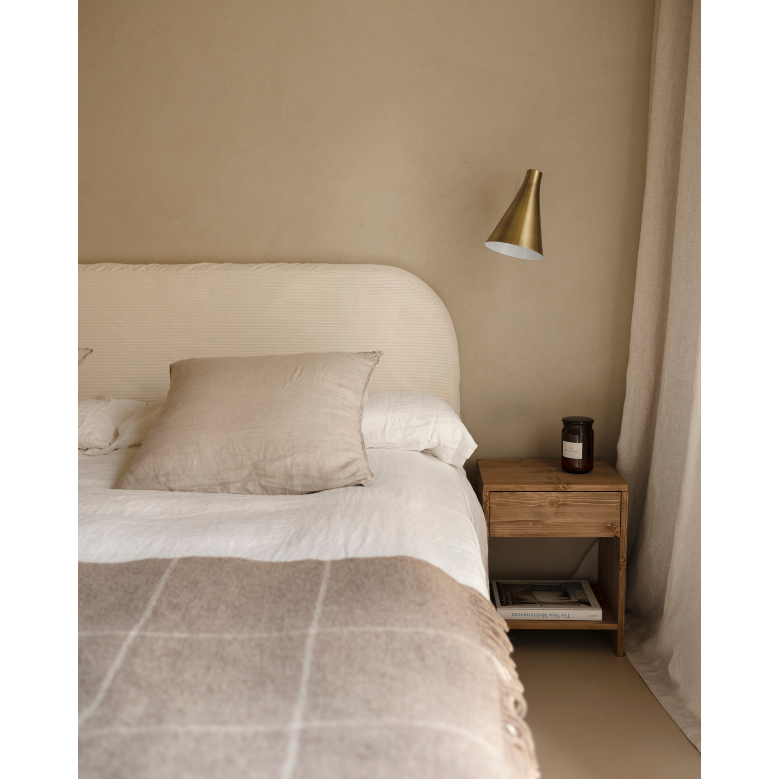Housse pour tête de lit en velours côtelé beige en différentes tailles