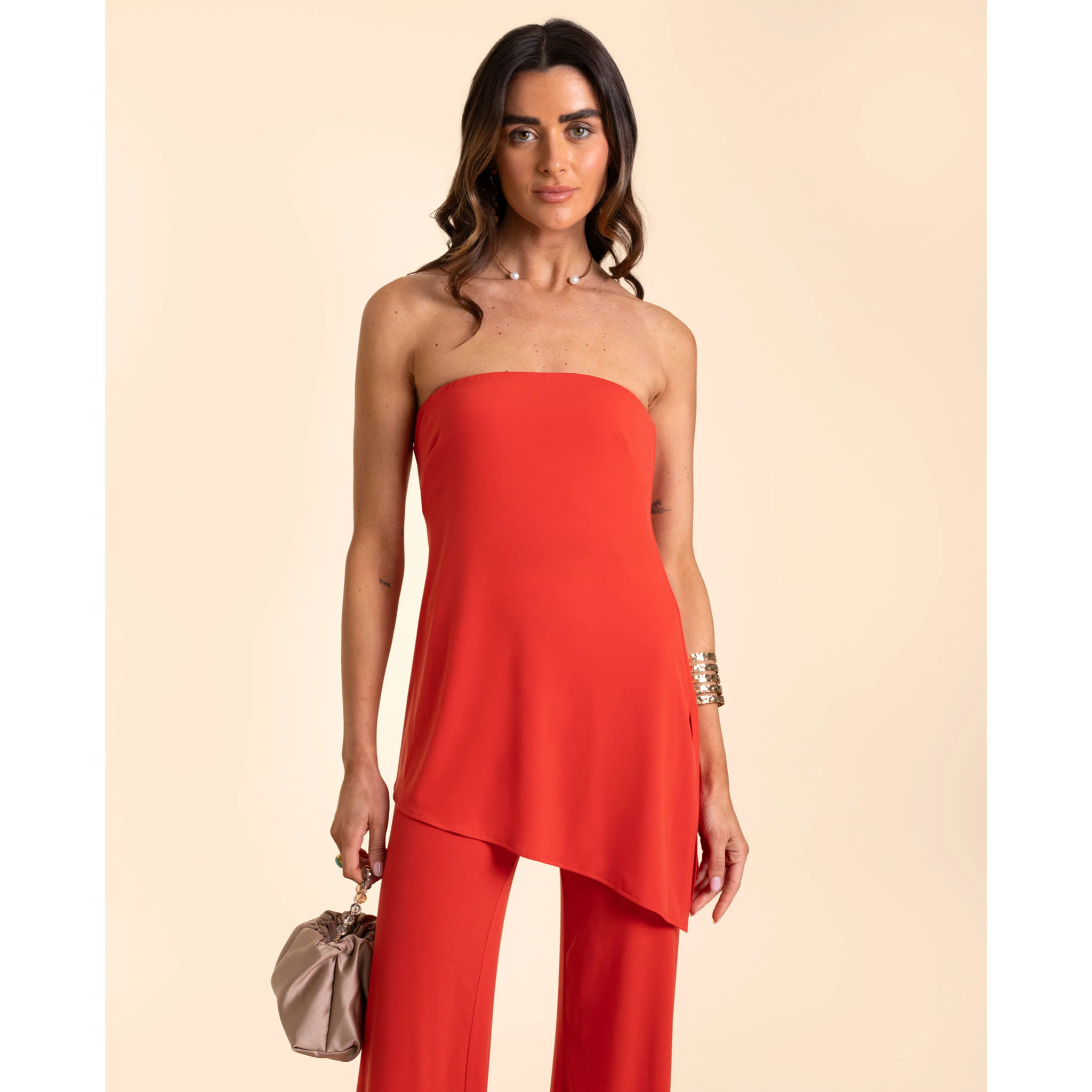 Top de mujer asimétrico palabra de honor